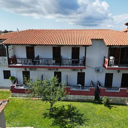 Aloni Apartment Afytos Exterior photo