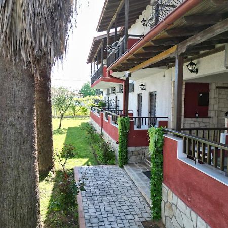 Aloni Apartment Afytos Exterior photo
