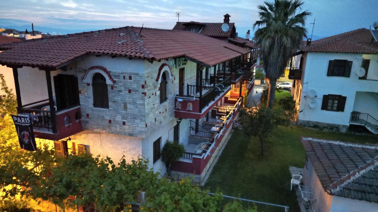 Aloni Apartment Afytos Exterior photo